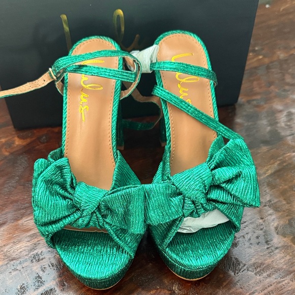Lulu's Emerald Strappy Heels - Picture 1 of 5